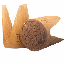 Load image into Gallery viewer, Natural Tribal Table &amp; Stool Set