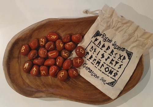 <p>Indian Crystal Runes Set.</p> <p>Runes are an ancient form of oracle used by those seeking advice. Runes have a long history, dating back to ancient use by Germanic and Nordic tribes, and are still widely used in today’s society. Anyone can have a rune reading, but it’s also fun to be able to learn how to use them yourself. Here’s a guide to all you need to get started with using runes.