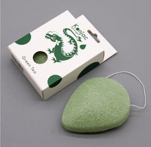 Load image into Gallery viewer, Teardrop Konjac Sponge - Green Tea